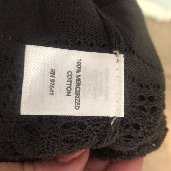 Sweater - Picture 4 of 4